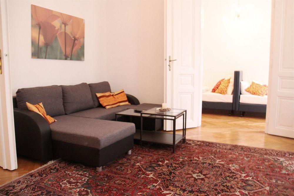 Checkvienna - Edelhof Apartments Buitenkant foto