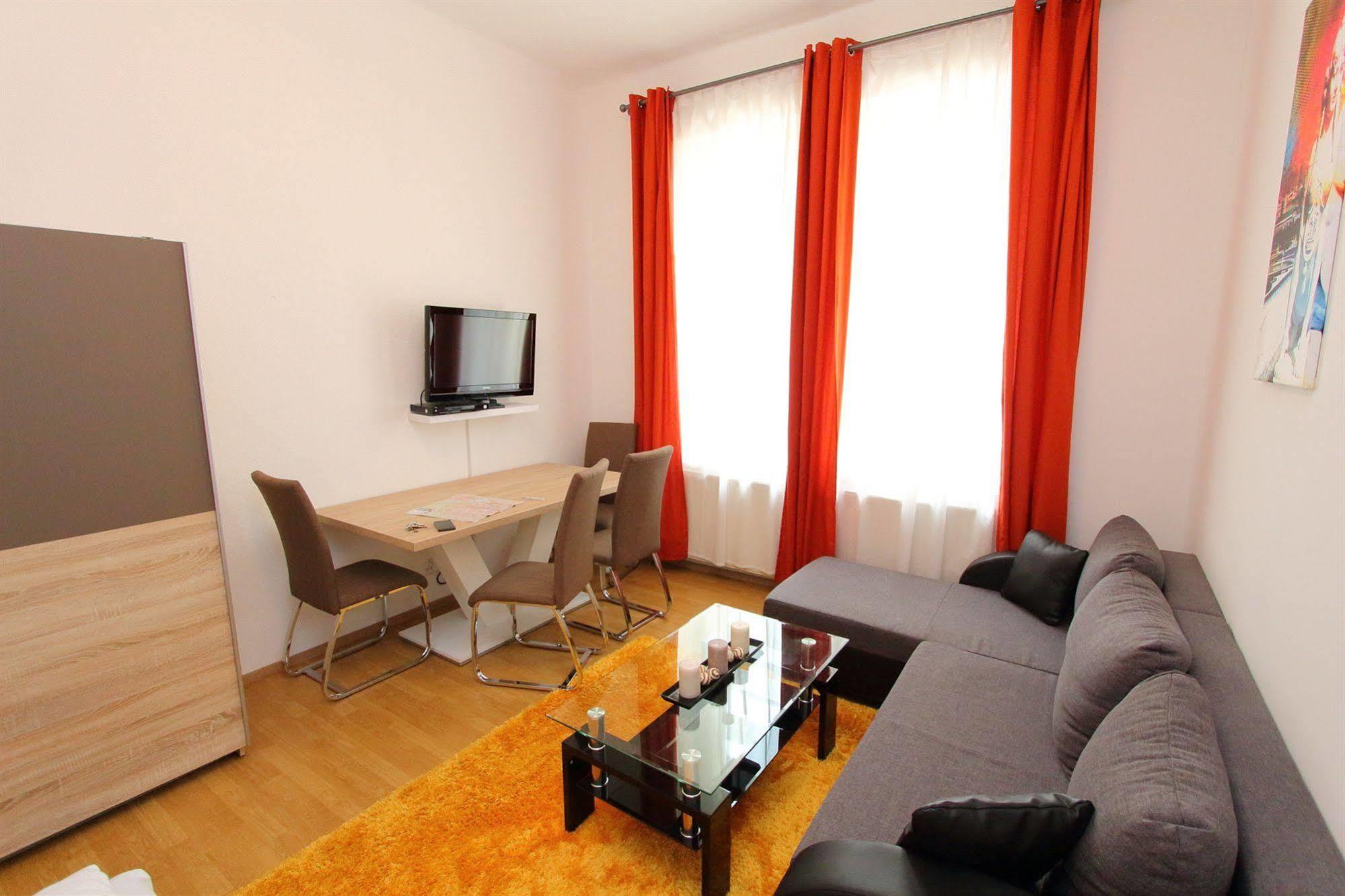 Checkvienna - Edelhof Apartments Buitenkant foto
