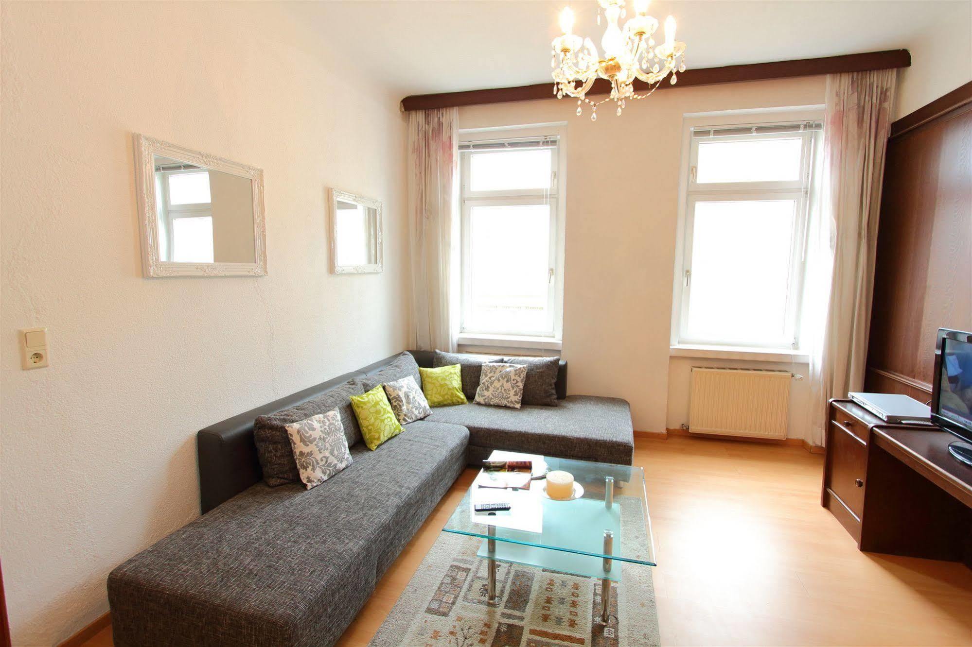 Checkvienna - Edelhof Apartments Buitenkant foto