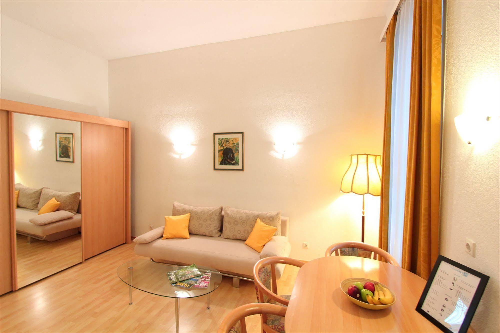 Checkvienna - Edelhof Apartments Buitenkant foto