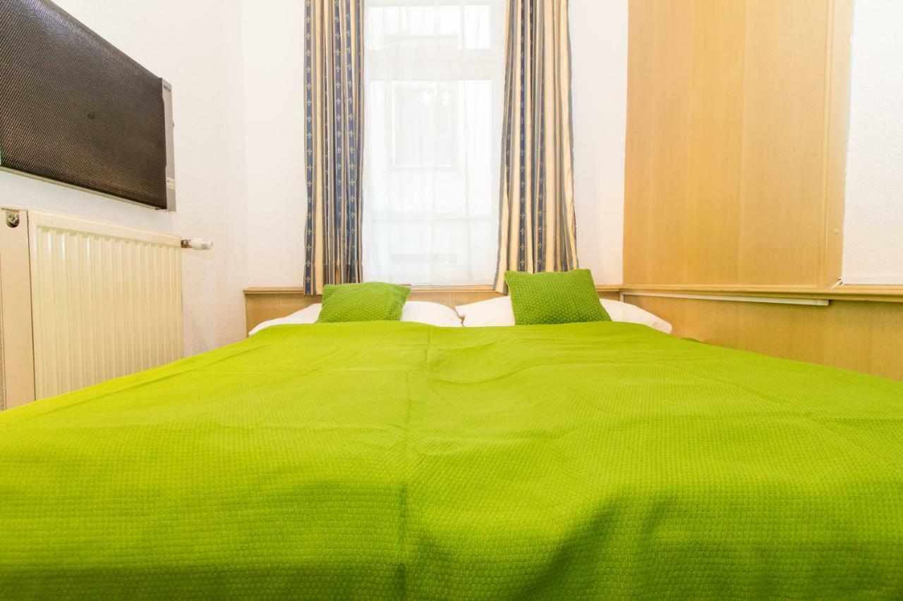 Checkvienna - Edelhof Apartments Buitenkant foto